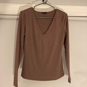 Brown V-neck long sleeves